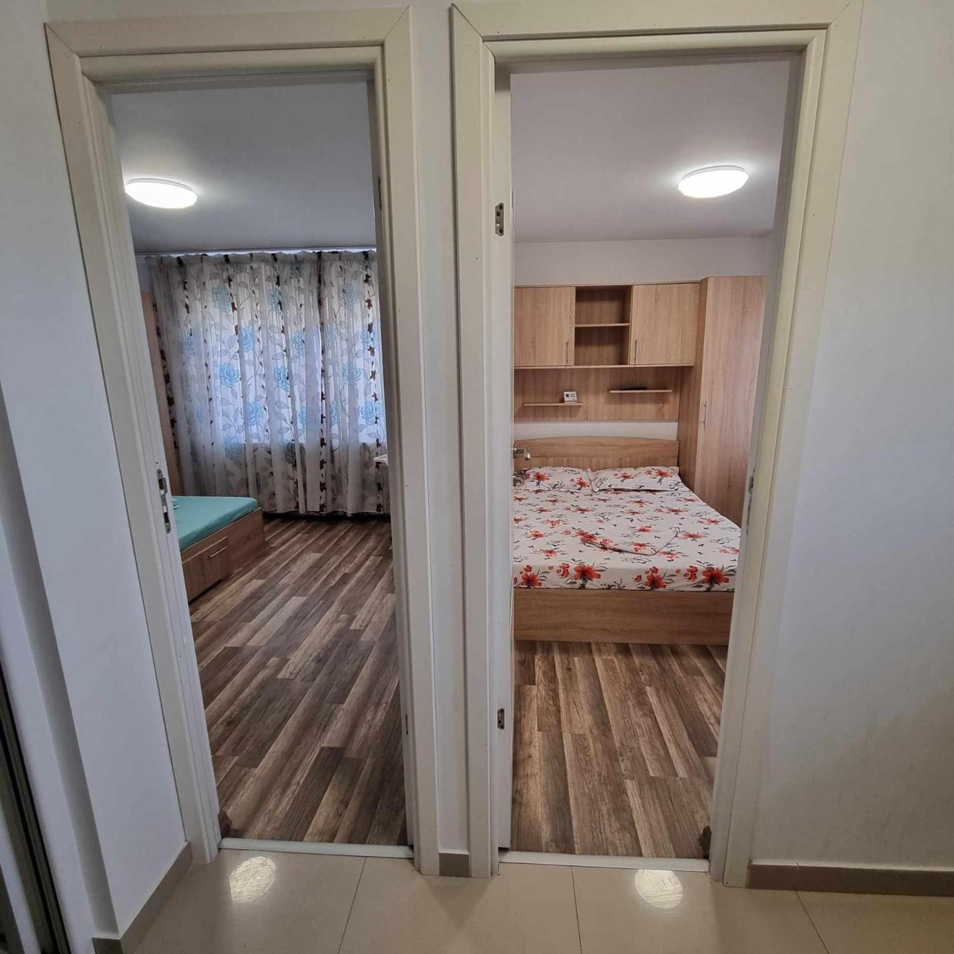 Apartament Cu 2 Dormitoare - Madalina Corabia Buitenkant foto